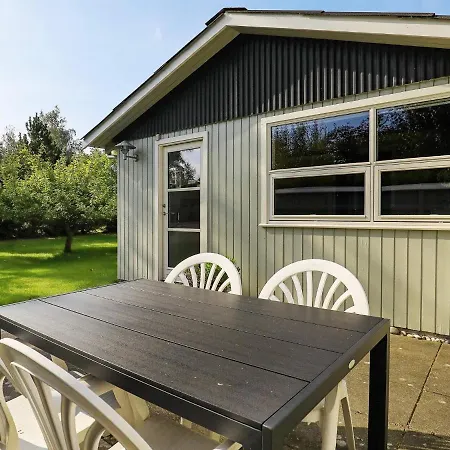5 Person Holiday In